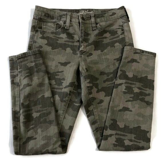 Universal Thread Womens Jeans Size 4 27R High Rise Skinny Green Camo Denim Jeans - Picture 3 of 8